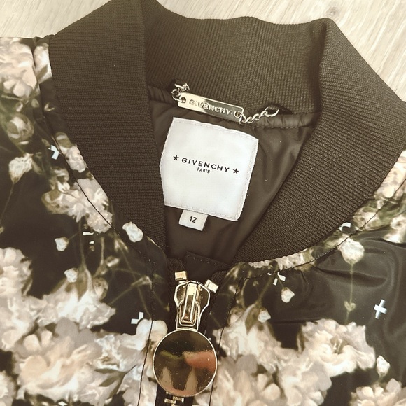 Authentic Givenchy kids bomber jacket size 12 fits 10yr old - Picture 3 of 5